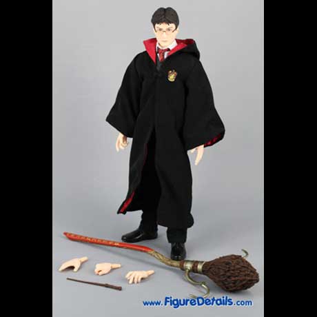 Harry Potter Action Figure Review - Medicom Toy RAH 3